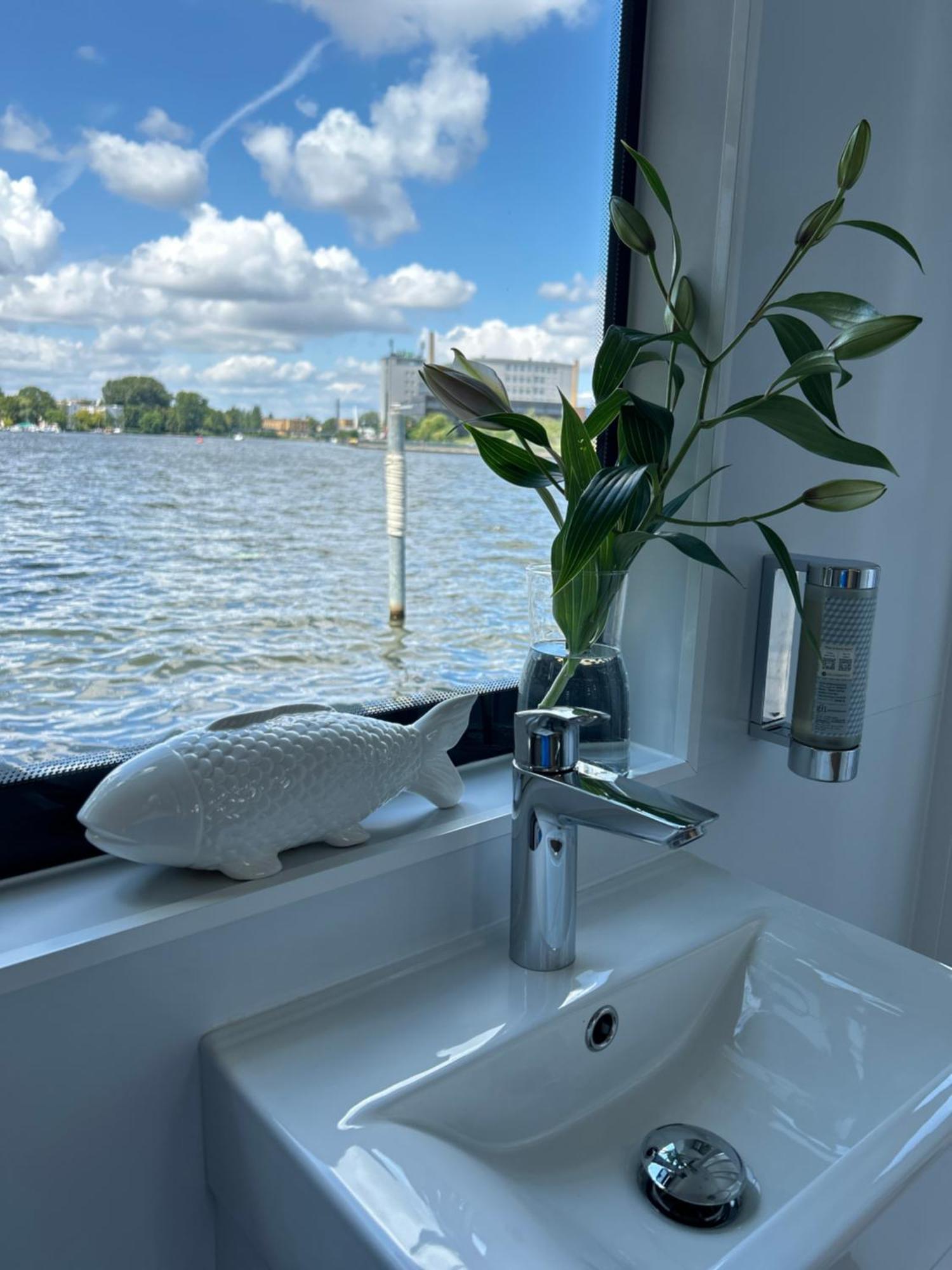 Hotel Nena Hausboot Berlino Esterno foto